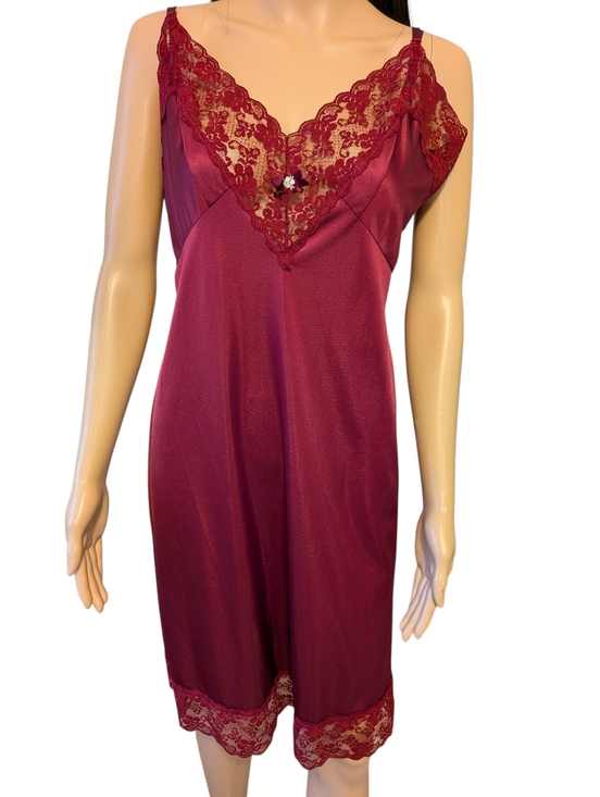 Other - Vintage Slip Burgundy Women's Size 38